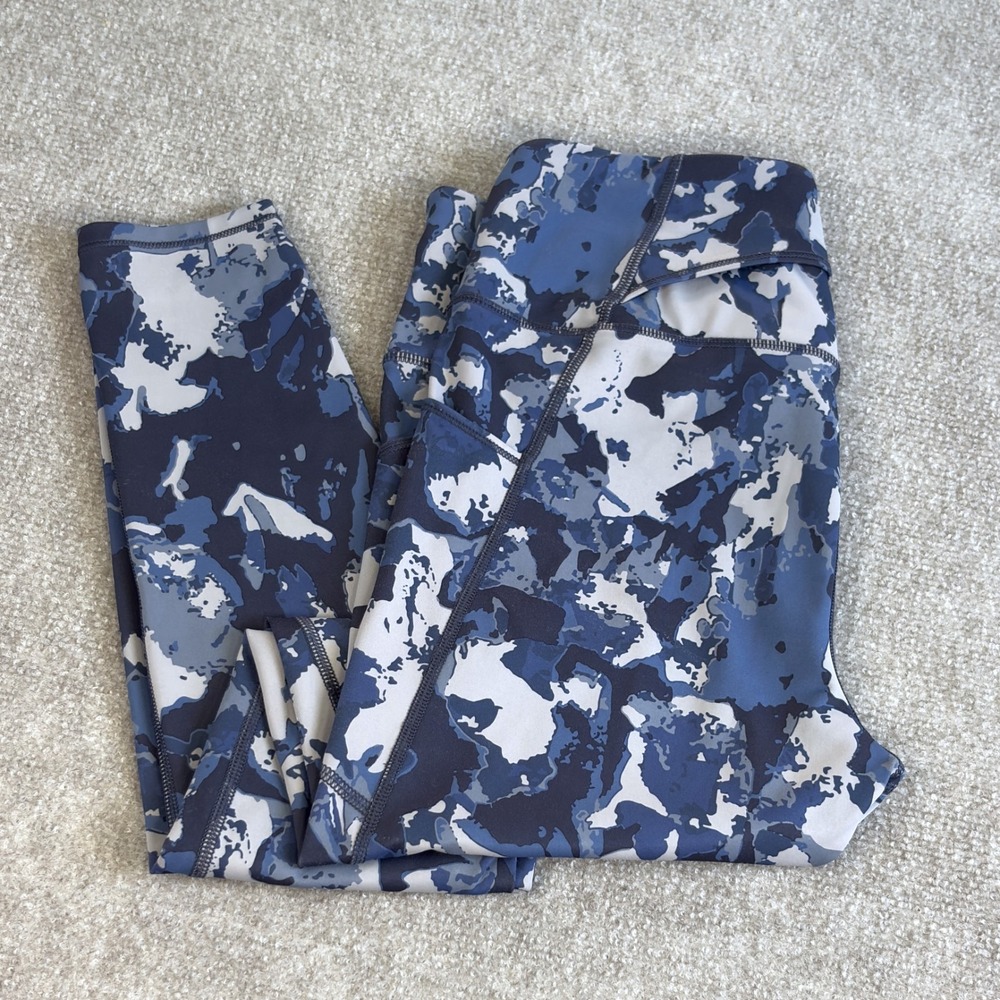 Duluth Trading Co Women's NoGA Sculpting Pants | Blue Floral Camo | Size Medium